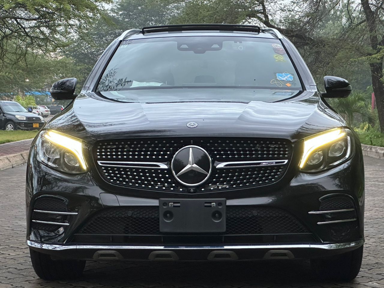 Mercedes Benz